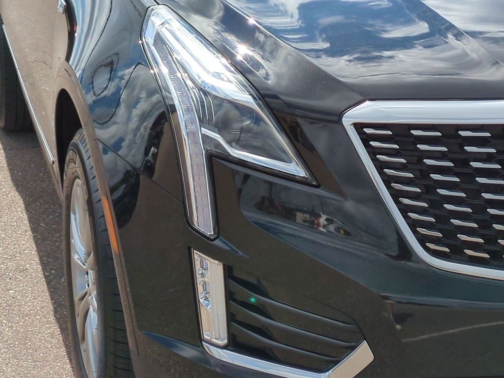 Thumbnail: 2023 Cadillac XT5 - 7