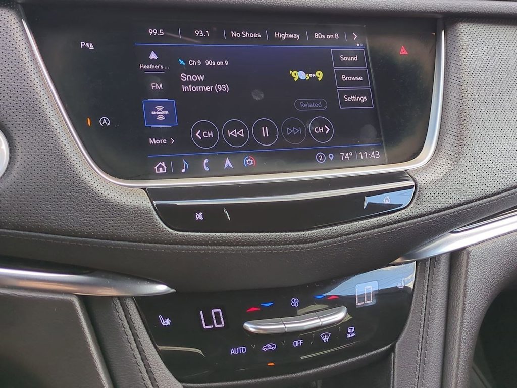 Thumbnail: 2023 Cadillac XT5 - 14