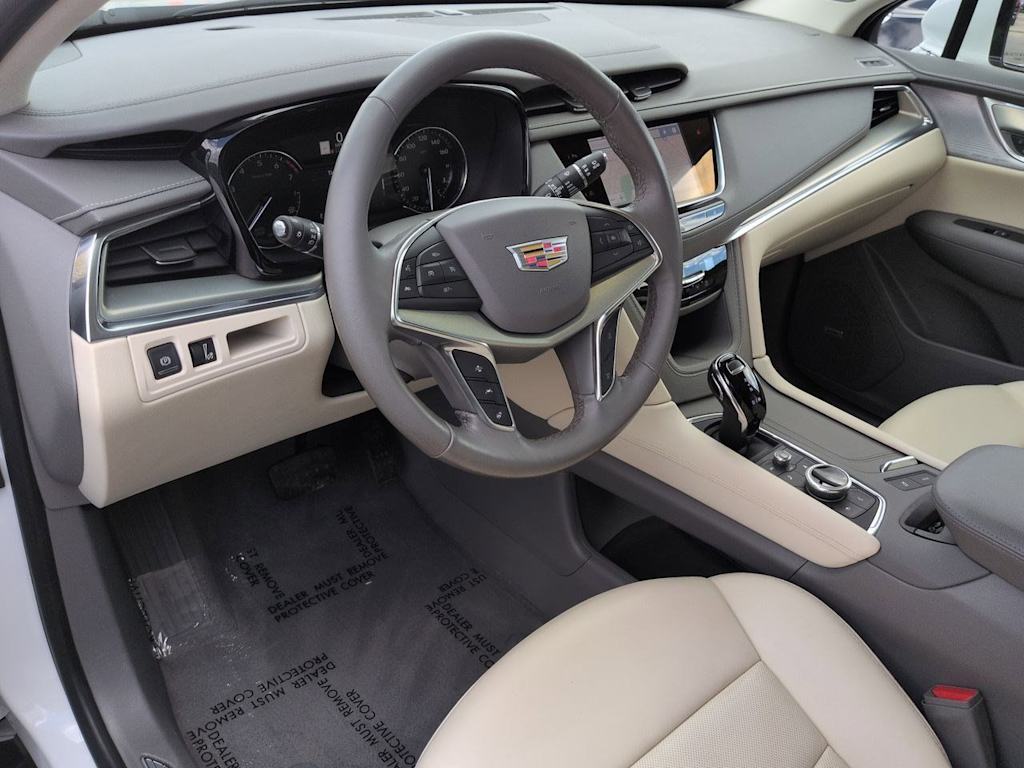 Thumbnail: 2023 Cadillac XT5 - 2