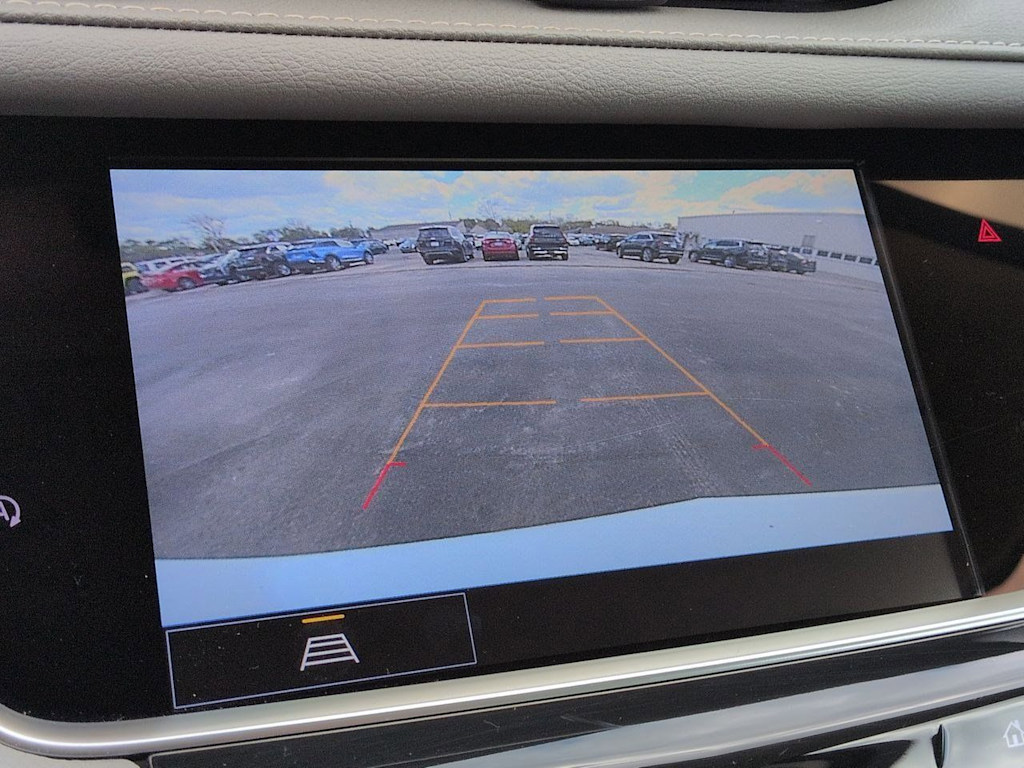 Thumbnail: 2023 Cadillac XT5 - 34
