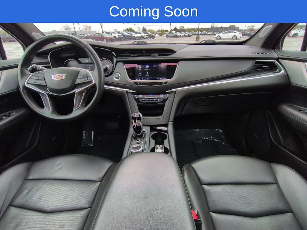 Thumbnail: 2023 Cadillac XT5 - 10