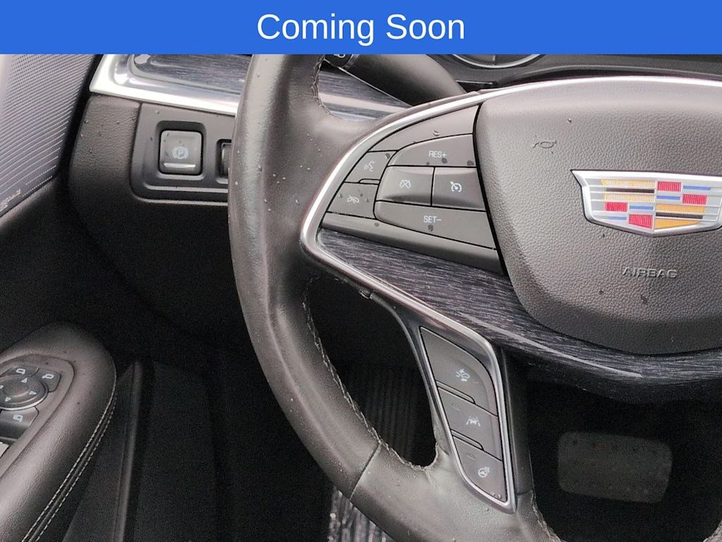Thumbnail: 2023 Cadillac XT5 - 16