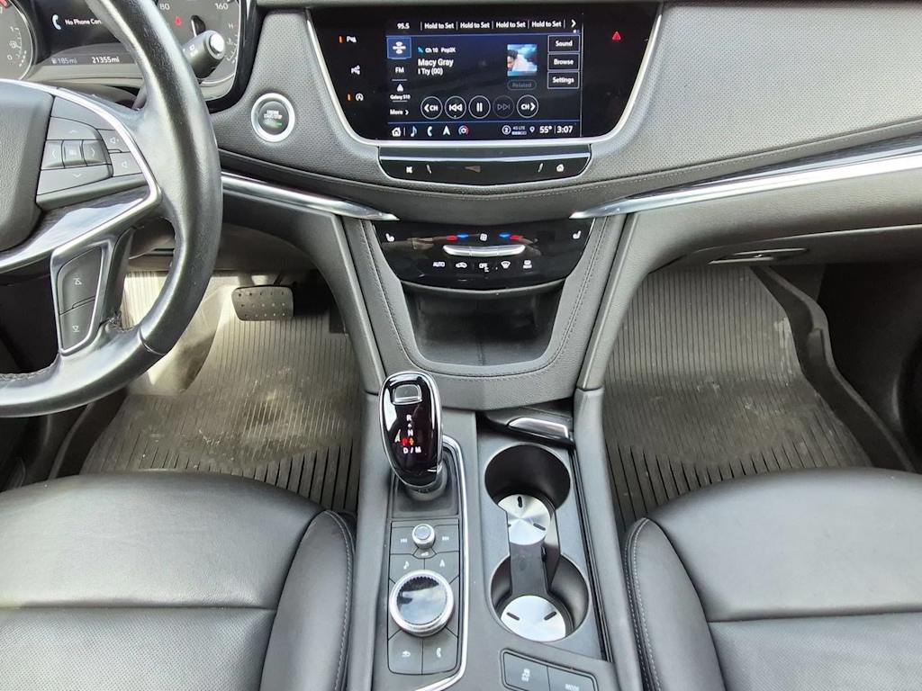 Thumbnail: 2024 Cadillac XT5 - 15
