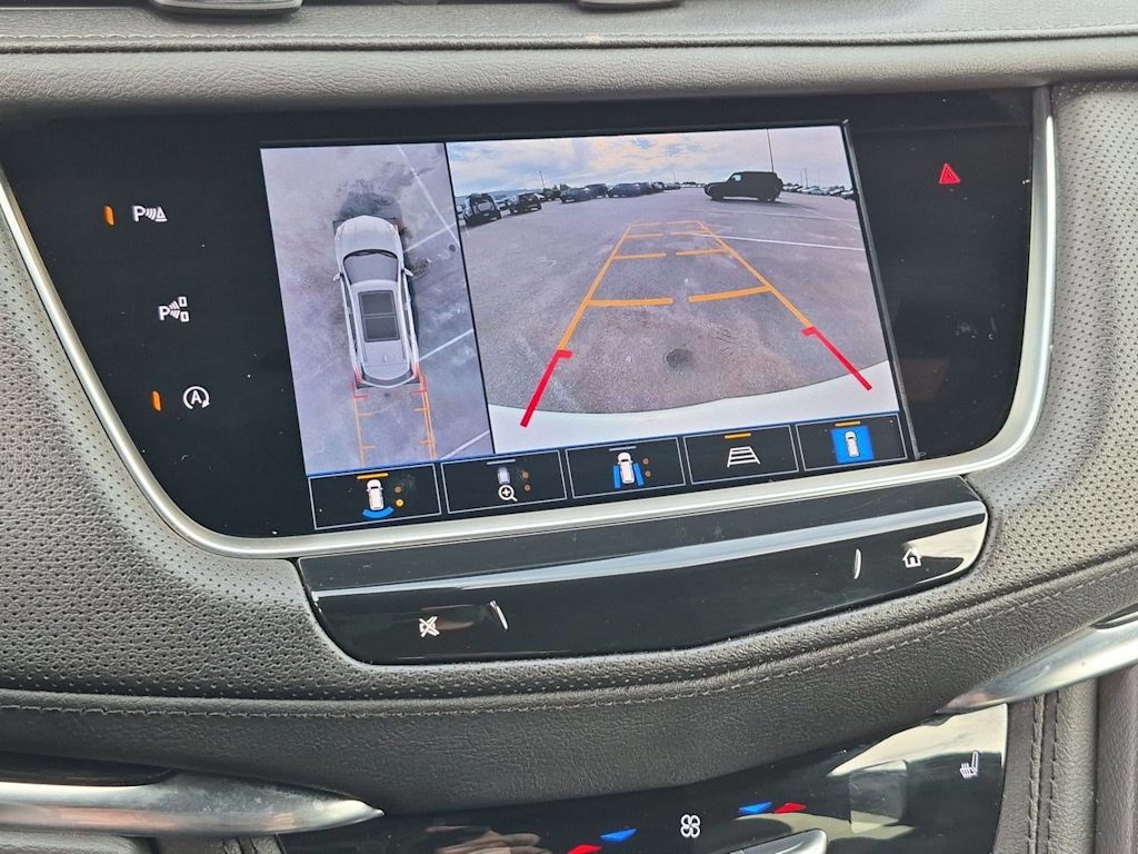 Thumbnail: 2024 Cadillac XT5 - 34