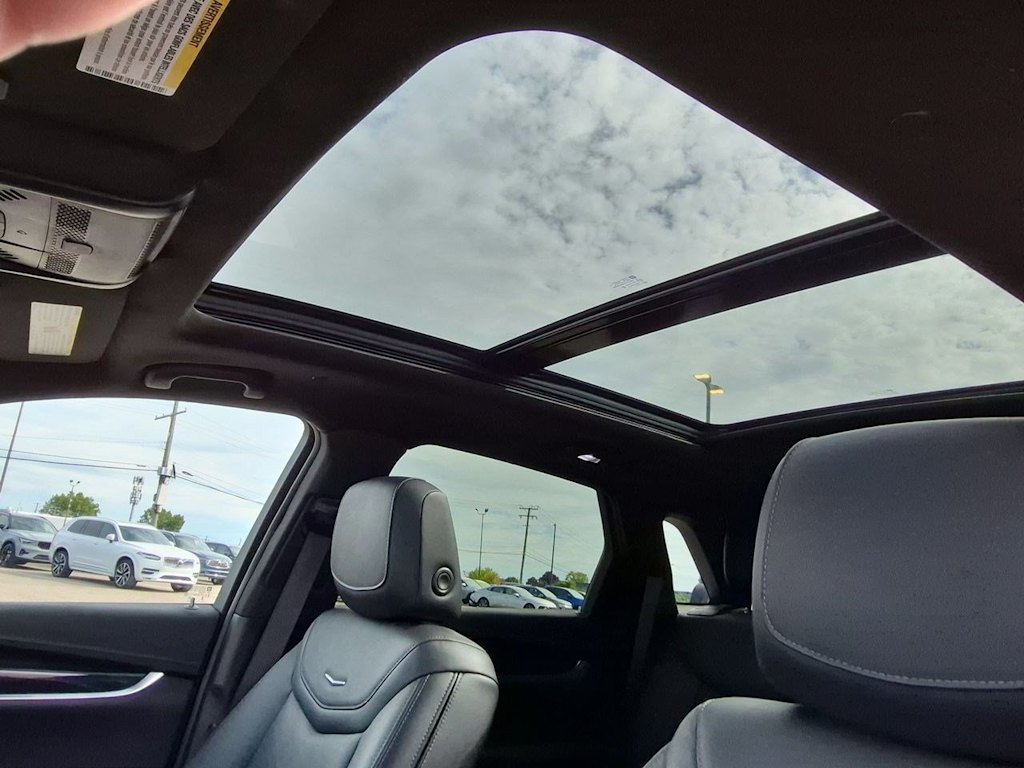 Thumbnail: 2024 Cadillac XT5 - 26