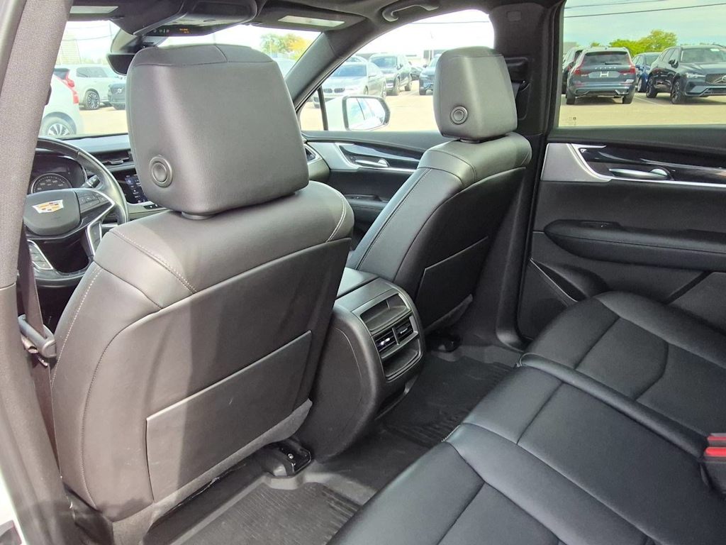 Thumbnail: 2024 Cadillac XT5 - 13