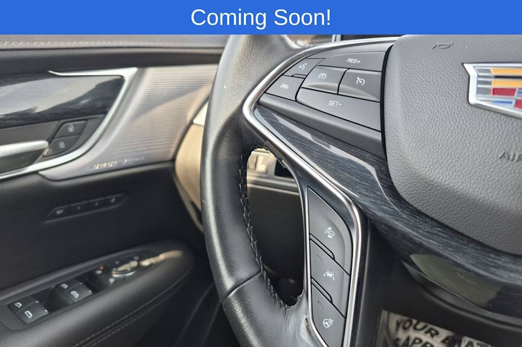 Thumbnail: 2023 Cadillac XT5 - 16