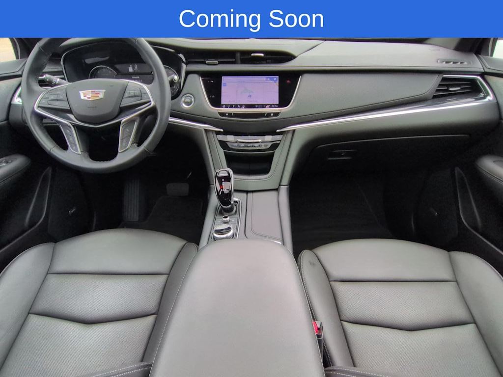 Thumbnail: 2023 Cadillac XT5 - 10