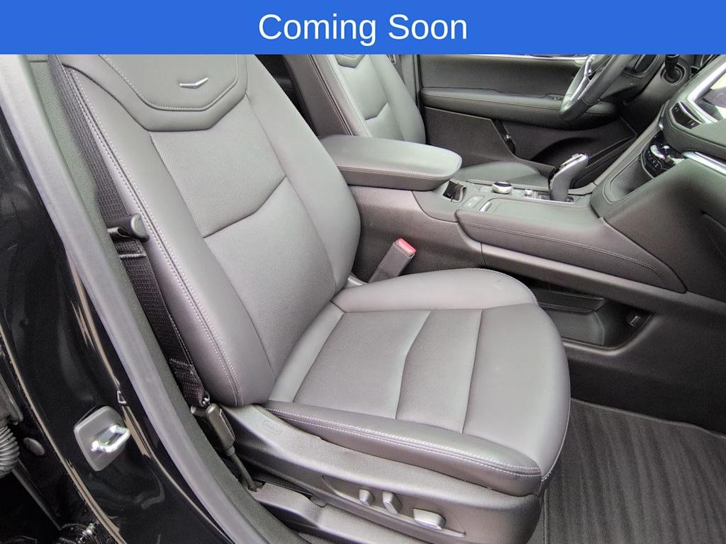 Thumbnail: 2023 Cadillac XT5 - 12