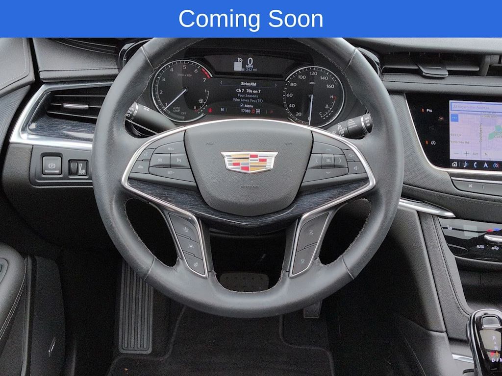Thumbnail: 2023 Cadillac XT5 - 14