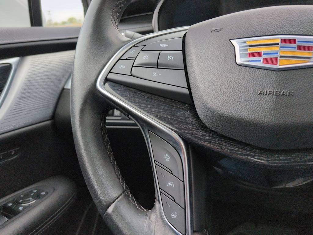 Thumbnail: 2023 Cadillac XT5 - 30