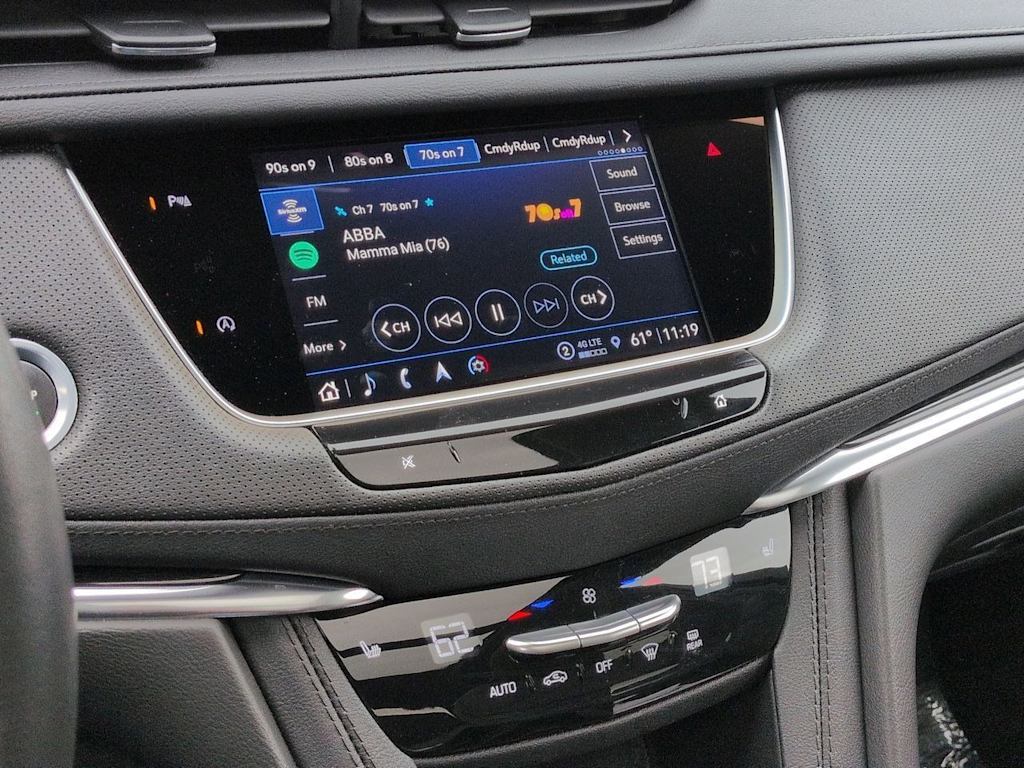 Thumbnail: 2023 Cadillac XT5 - 15