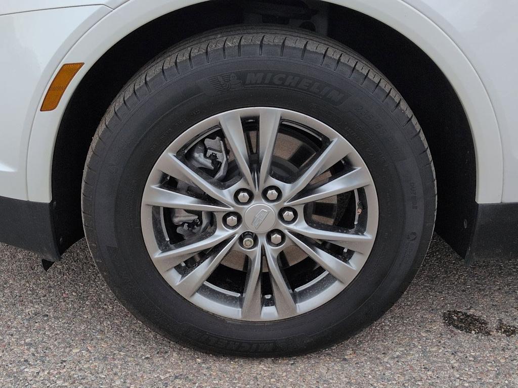 Thumbnail: 2023 Cadillac XT5 - 8