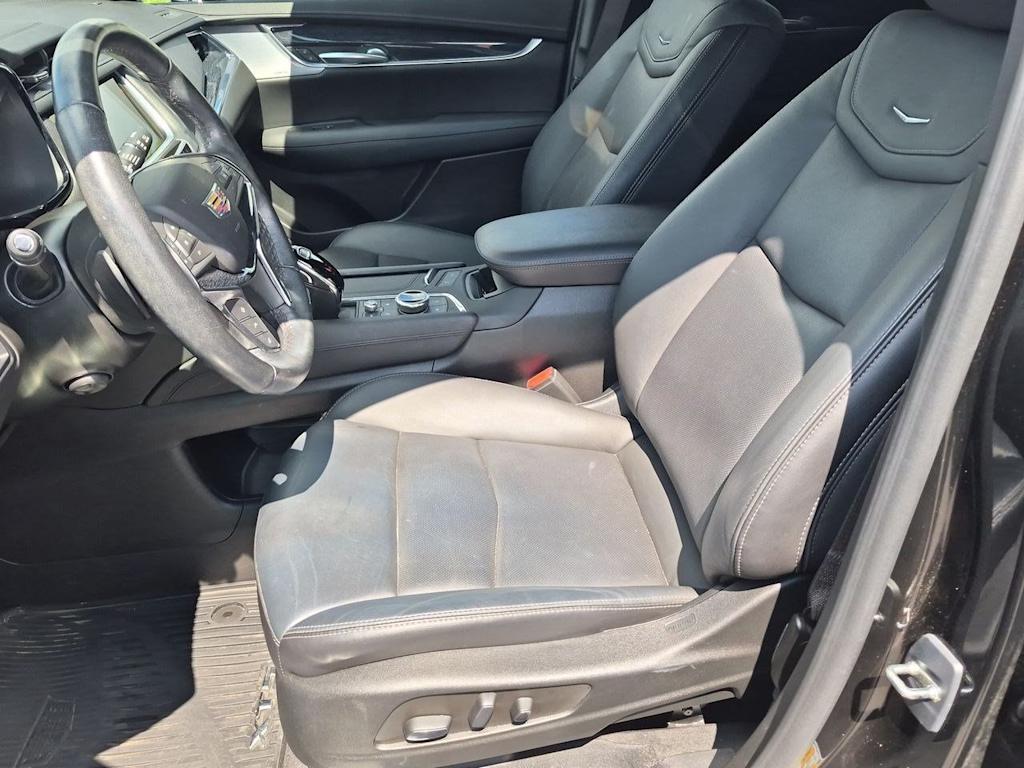Thumbnail: 2024 Cadillac XT5 - 11
