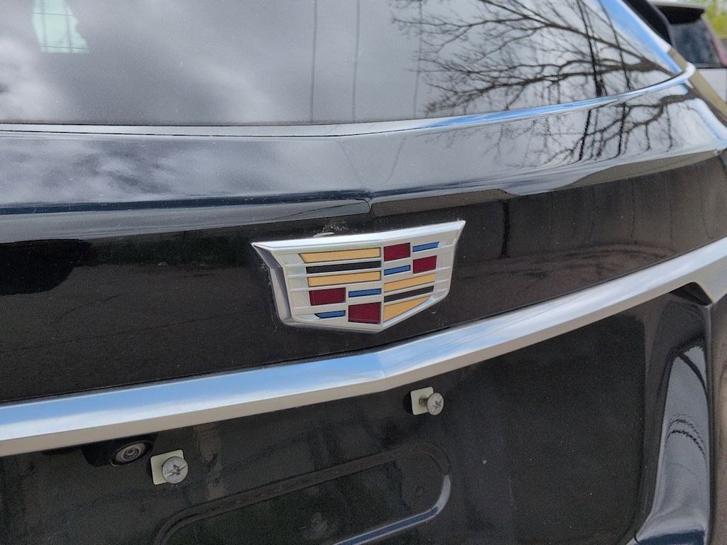 Thumbnail: 2023 Cadillac XT5 - 24