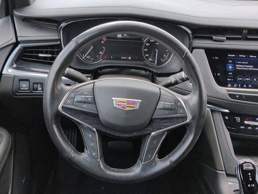 Thumbnail: 2023 Cadillac XT5 - 14
