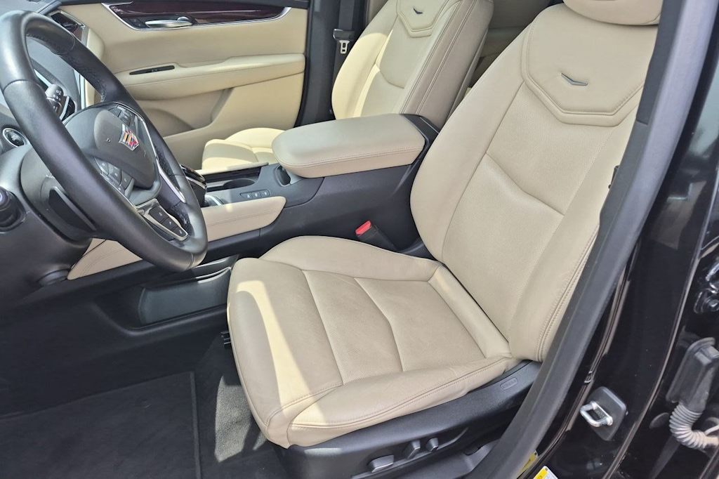 Thumbnail: 2019 Cadillac XT5 - 11