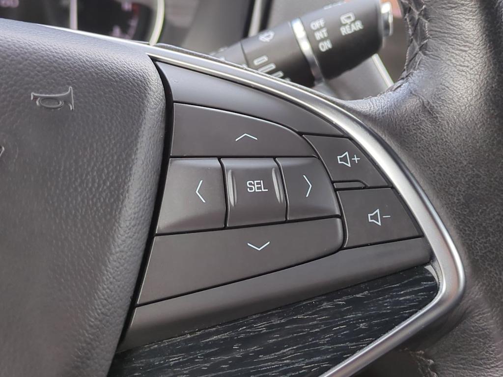 Thumbnail: 2023 Cadillac XT5 - 30