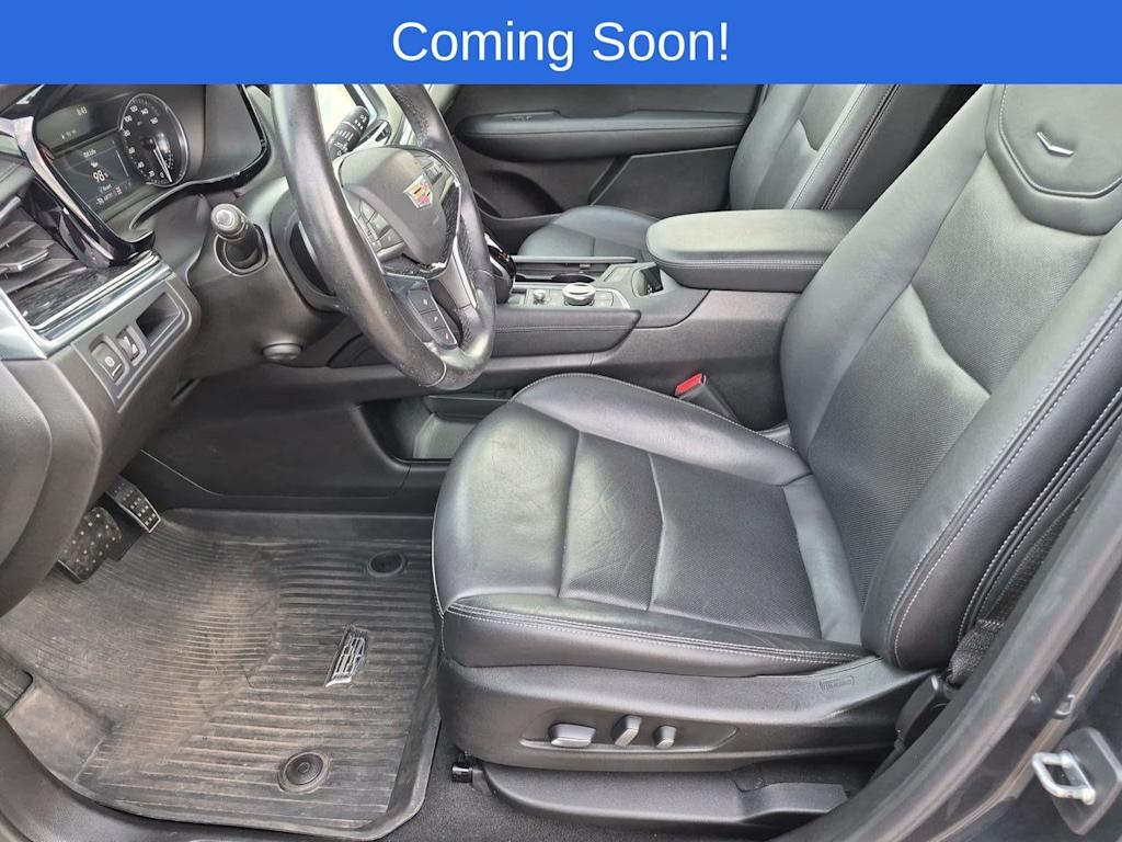 Thumbnail: 2021 Cadillac XT5 - 10