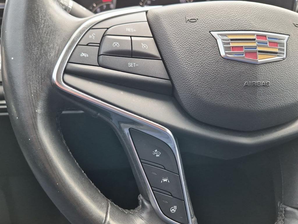 Thumbnail: 2018 Cadillac XT5 - 30
