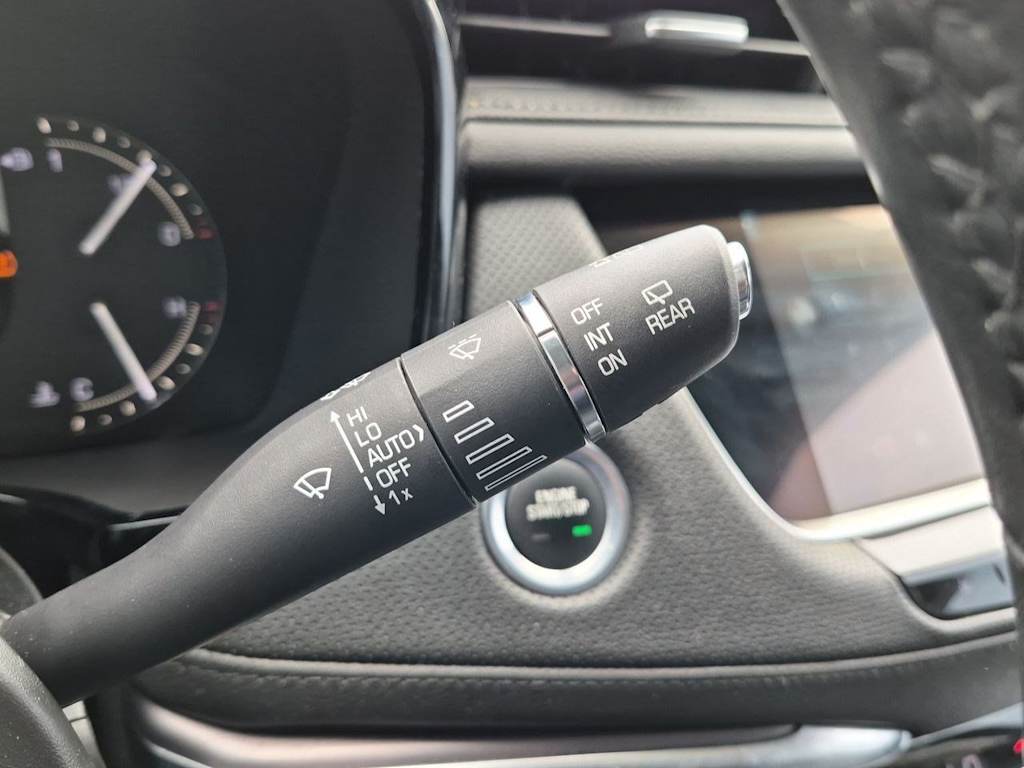 Thumbnail: 2018 Cadillac XT5 - 16