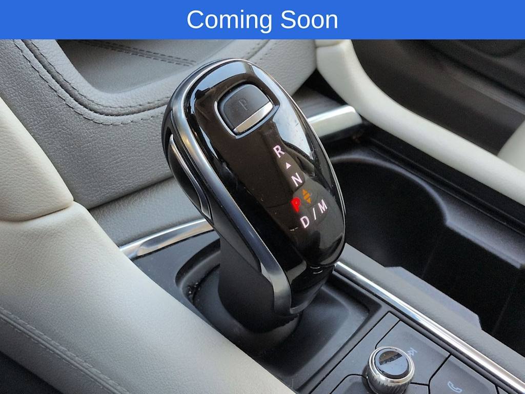 Thumbnail: 2021 Cadillac XT5 - 15