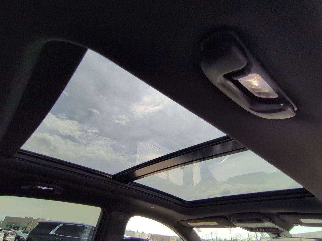 Thumbnail: 2023 Cadillac XT5 - 28