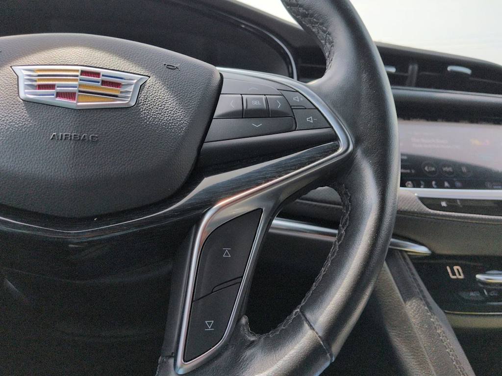 Thumbnail: 2023 Cadillac XT5 - 29