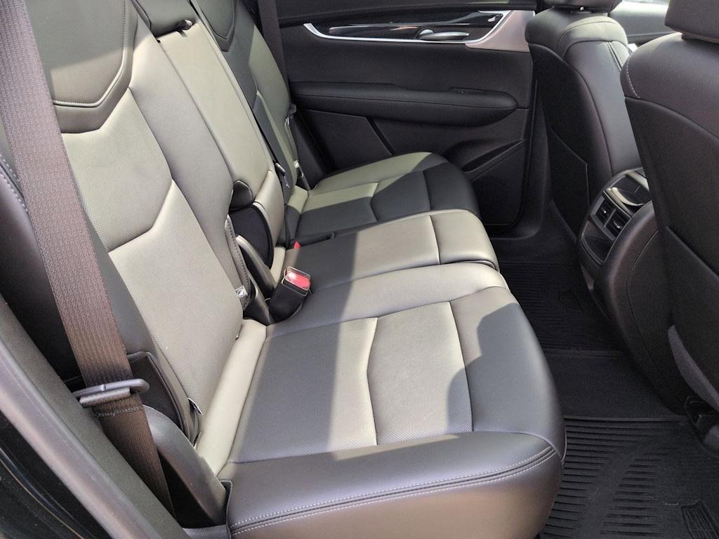 Thumbnail: 2023 Cadillac XT5 - 27