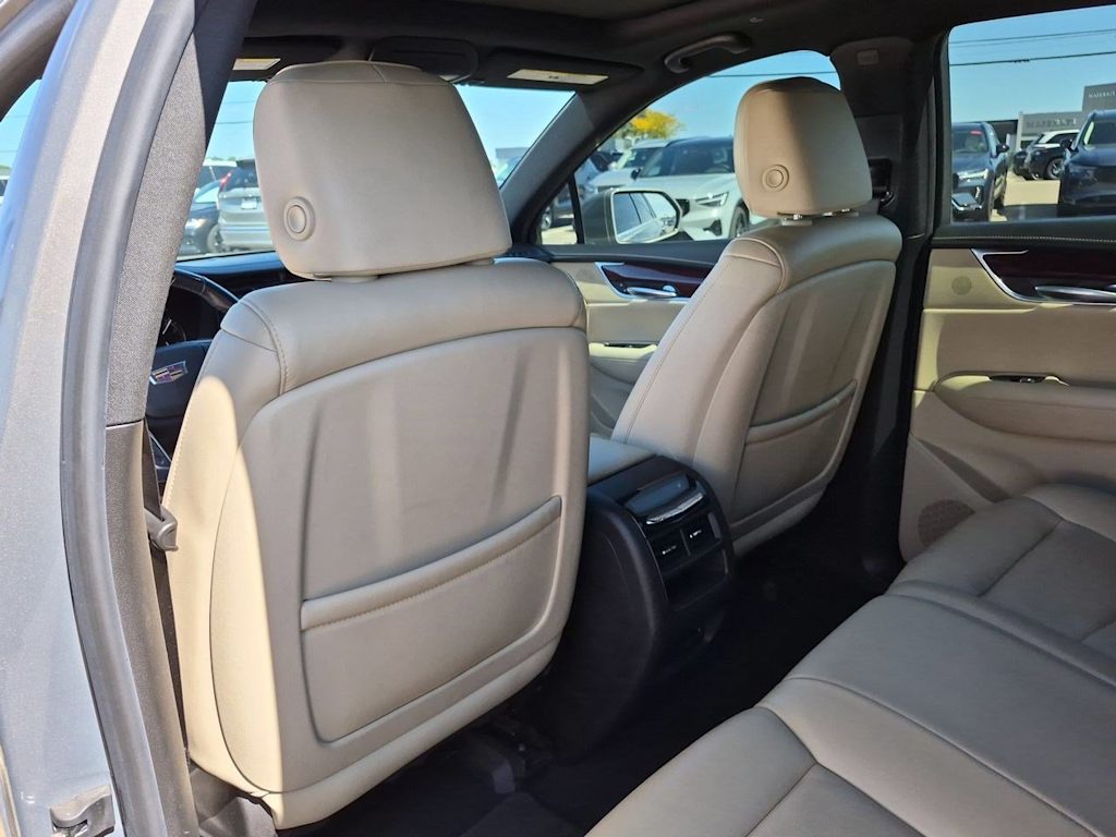 Thumbnail: 2018 Cadillac XT5 - 13