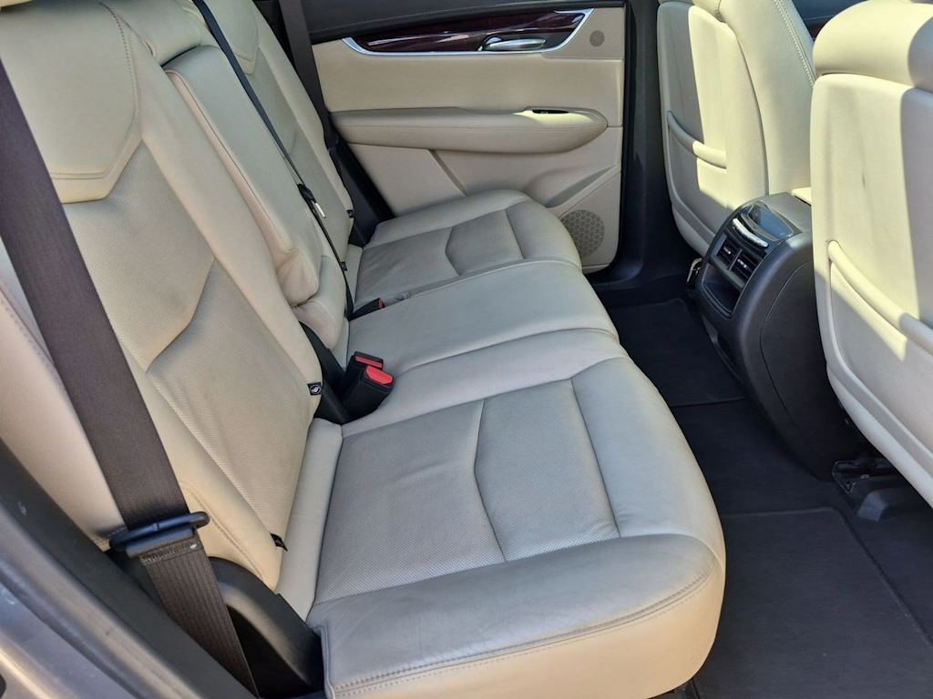 Thumbnail: 2018 Cadillac XT5 - 30