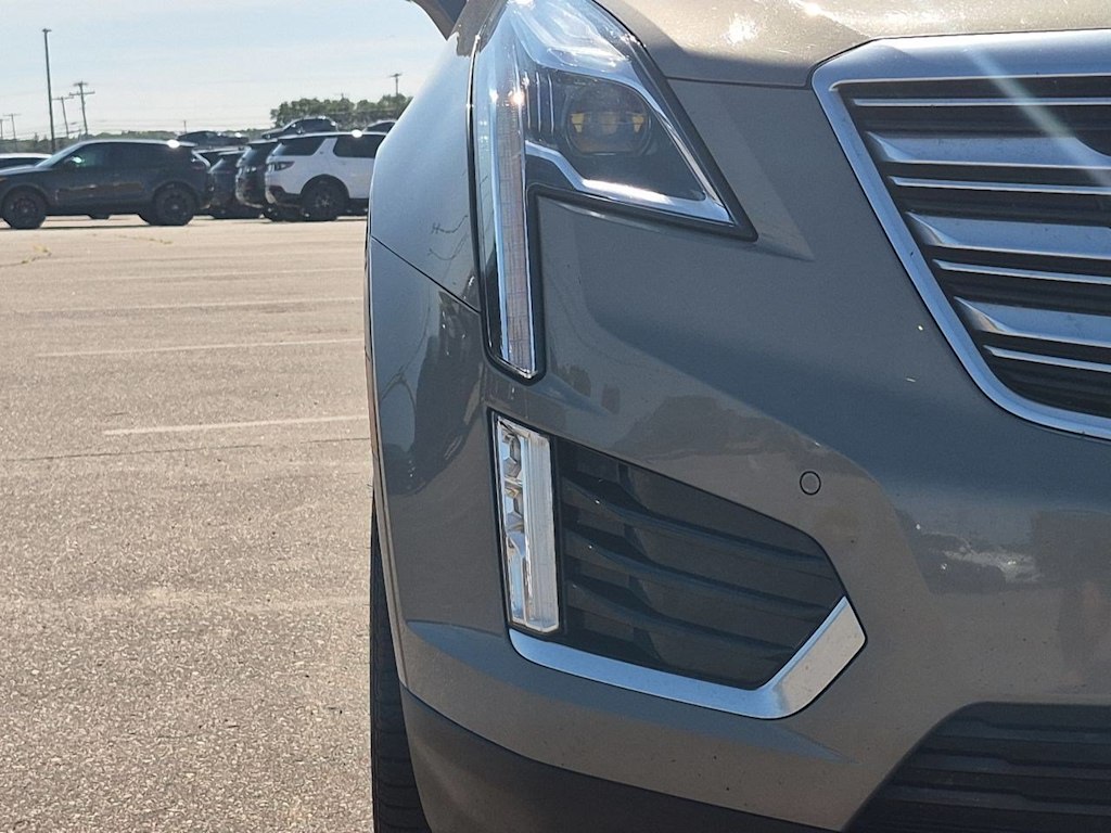 Thumbnail: 2018 Cadillac XT5 - 25
