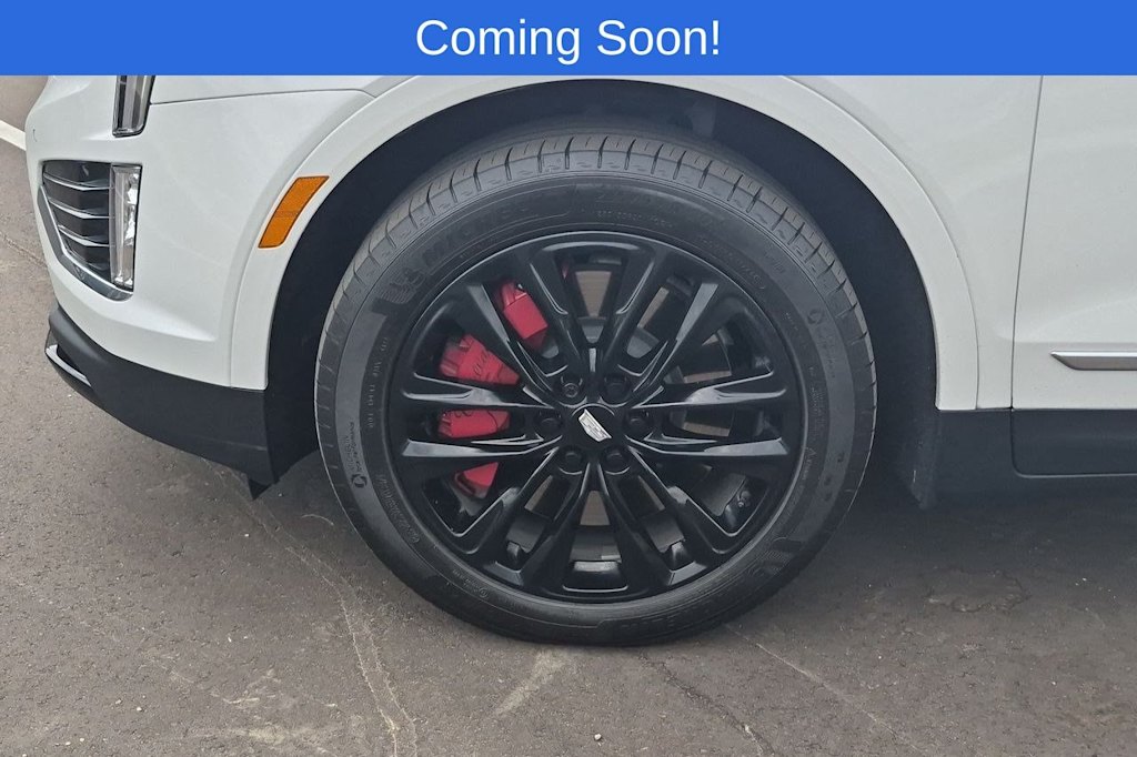 Thumbnail: 2023 Cadillac XT5 - 8