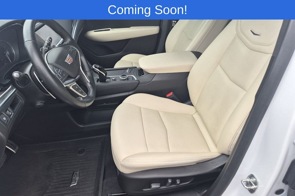 Thumbnail: 2023 Cadillac XT5 - 11