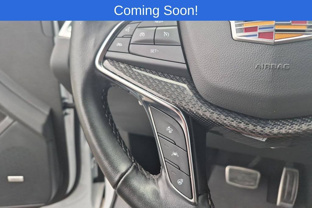 Thumbnail: 2023 Cadillac XT5 - 16