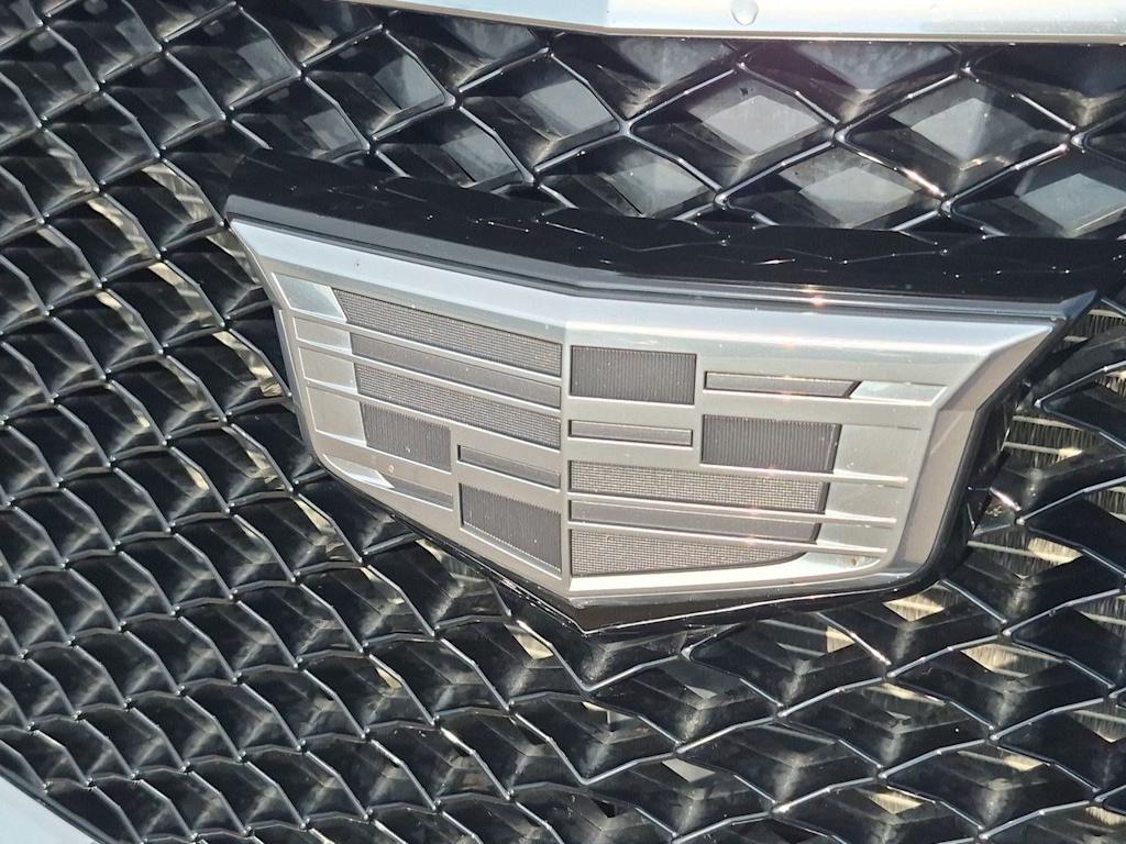 Thumbnail: 2024 Cadillac XT5 - 3