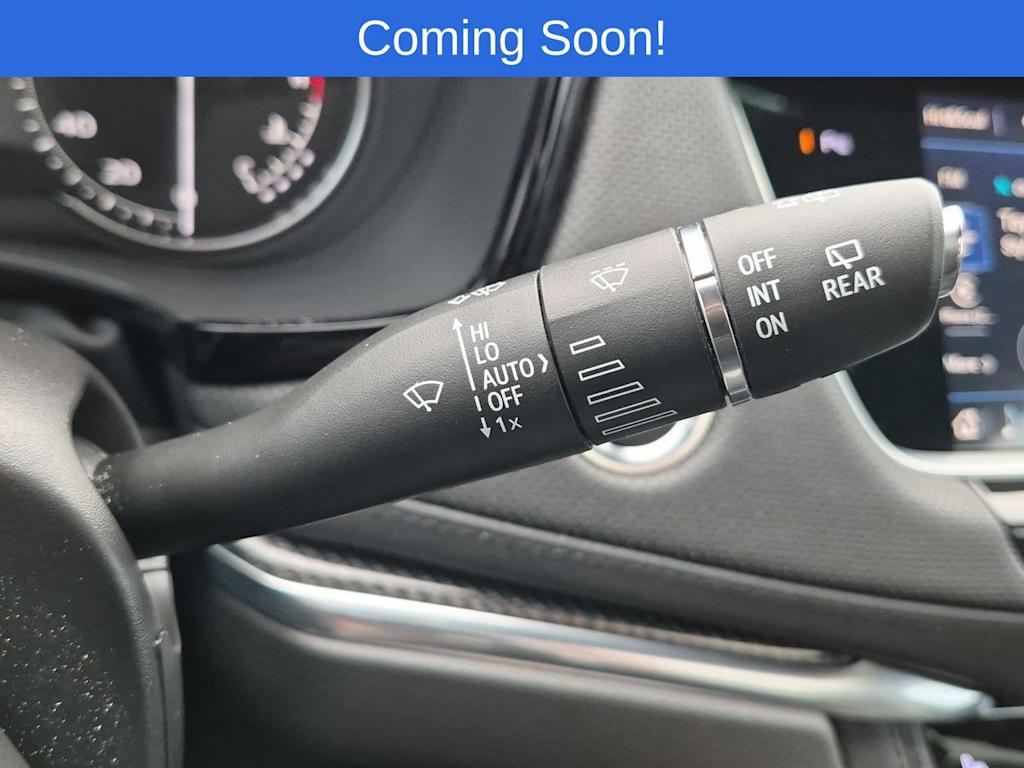 Thumbnail: 2023 Cadillac XT5 - 15