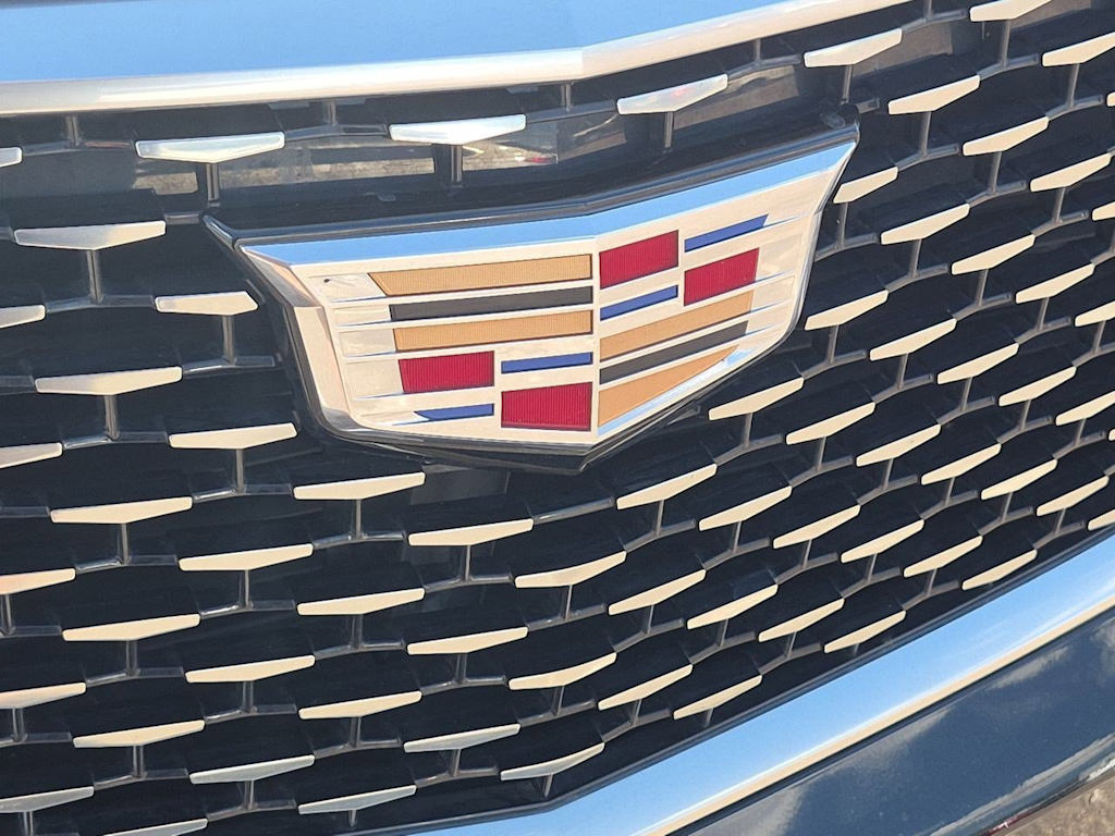 Thumbnail: 2024 Cadillac XT6 - 6