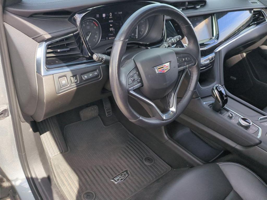 Thumbnail: 2023 Cadillac XT6 - 2