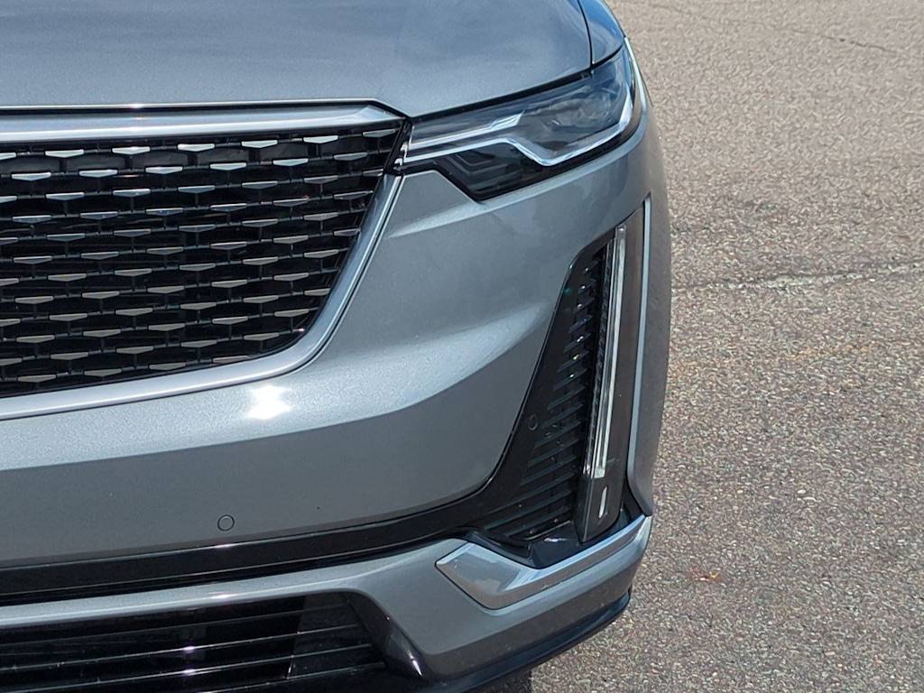 Thumbnail: 2023 Cadillac XT6 - 23