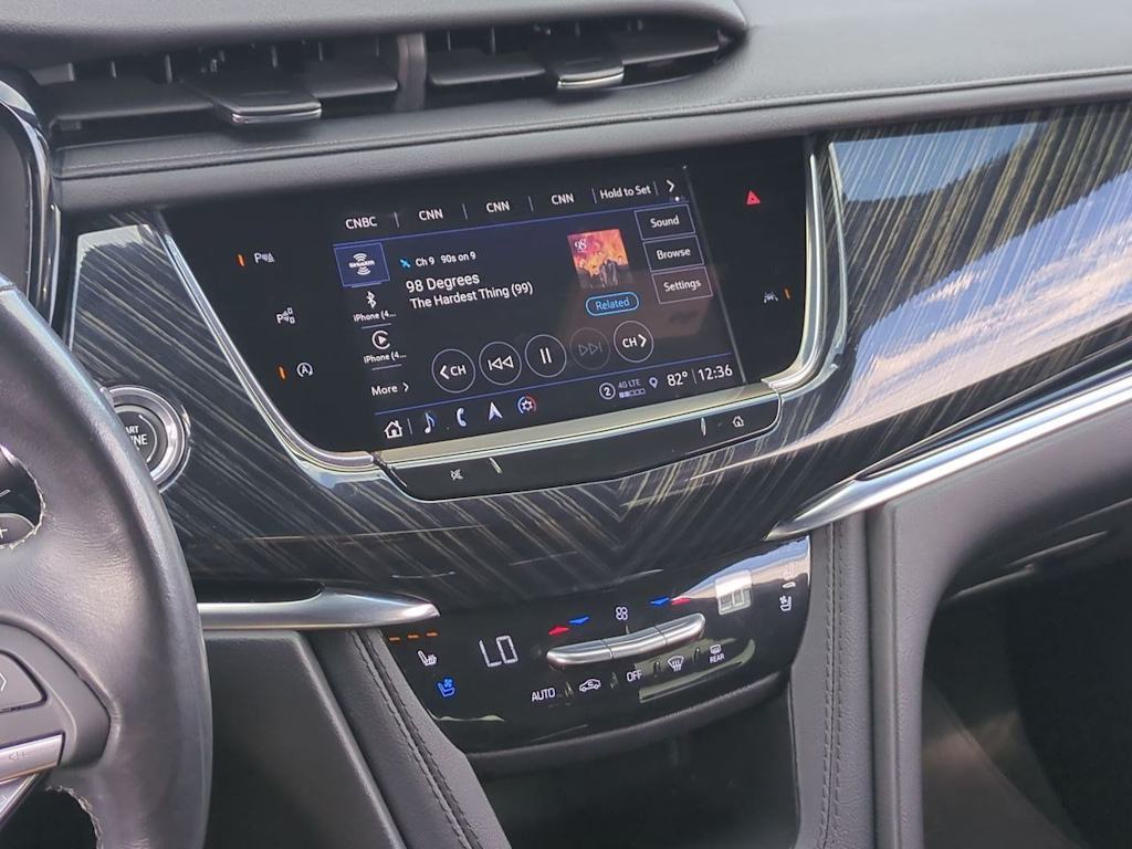 Thumbnail: 2023 Cadillac XT6 - 14