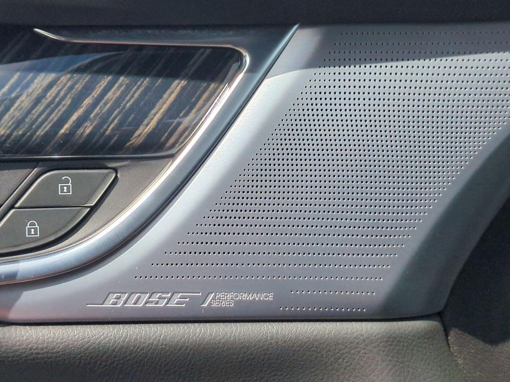 Thumbnail: 2023 Cadillac XT6 - 35