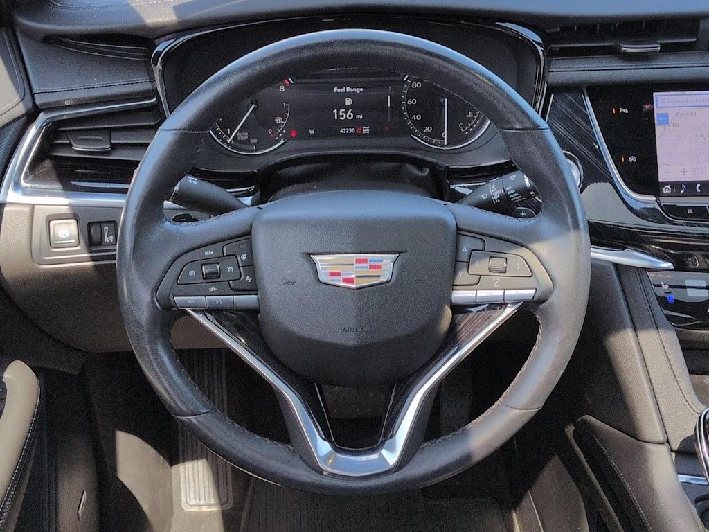 Thumbnail: 2023 Cadillac XT6 - 14