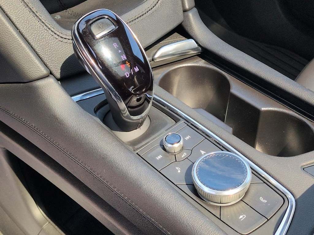Thumbnail: 2023 Cadillac XT6 - 35
