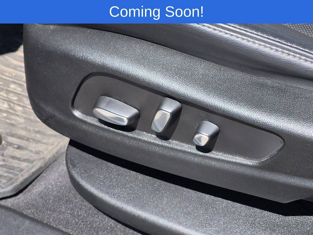 Thumbnail: 2024 Cadillac XT6 - 24