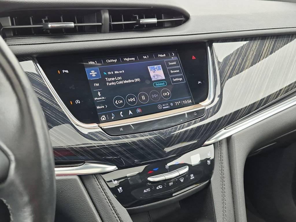 Thumbnail: 2024 Cadillac XT6 - 15