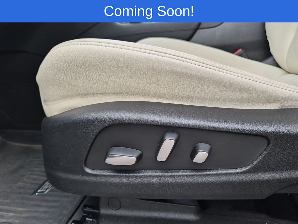 Thumbnail: 2024 Cadillac XT6 - 25