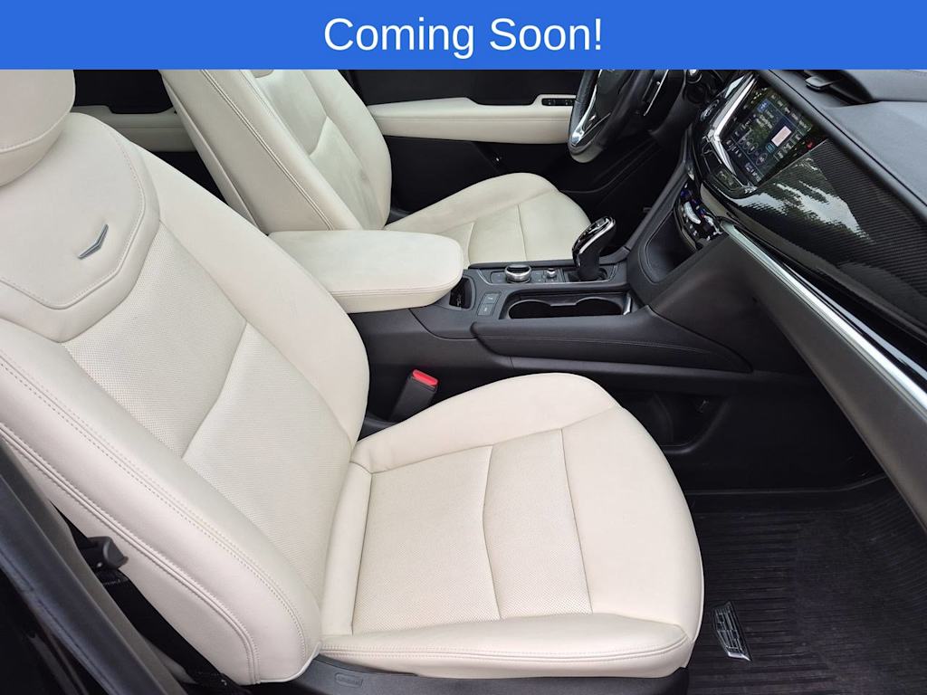 Thumbnail: 2024 Cadillac XT6 - 31