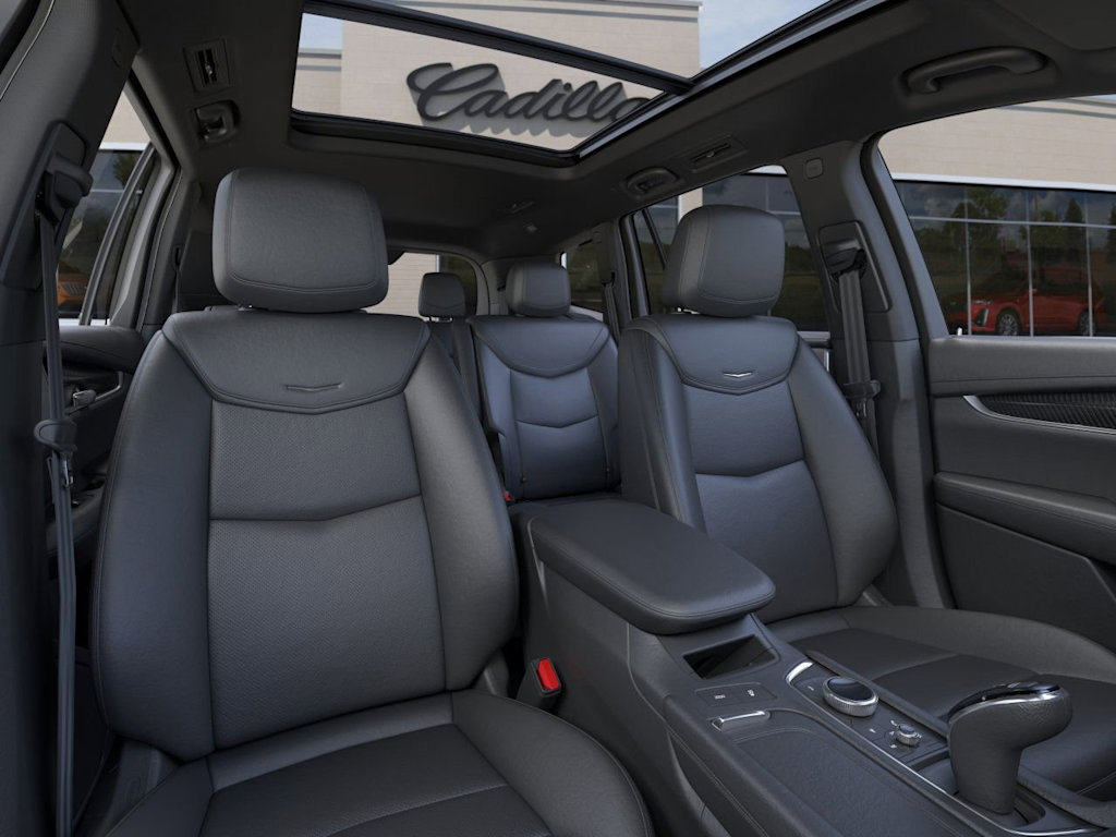 Thumbnail: 2025 Cadillac XT6 - 9