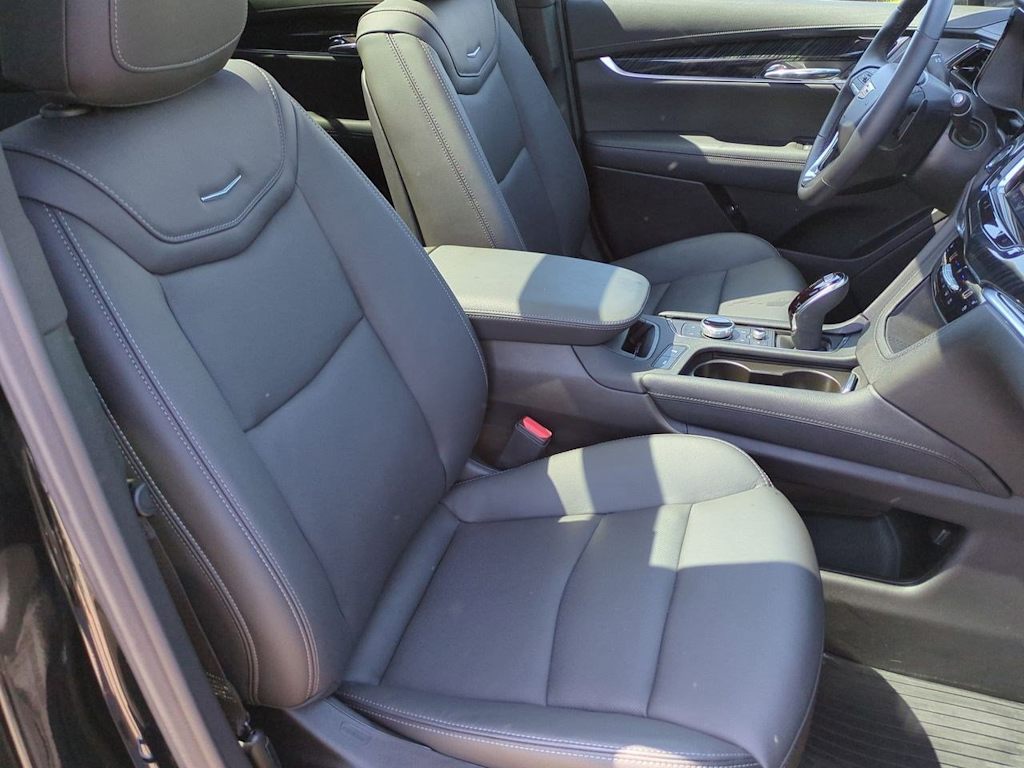 Thumbnail: 2020 Cadillac XT6 - 11